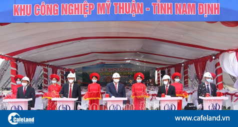 Read more about the article Đầu tư hơn 1600 tỷ đồng xây dựng hạ tầng KCN Mỹ Thuận, Nam Định