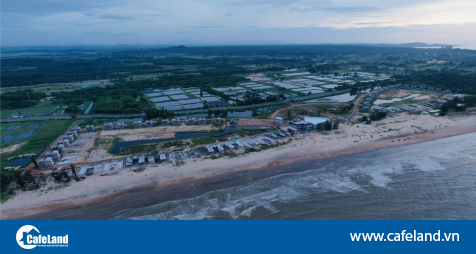 Read more about the article Cận cảnh bãi biển hơn 3km tại thiên đường nghỉ dưỡng Charm Resort Hồ Tràm