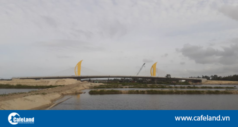 Read more about the article Quảng Nam rà soát lại toàn bộ cầu bắt qua sông Cổ Cò để tháo dỡ, gia cố hoặc đầu tư xây dựng mới