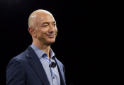 Jeff Bezos trước cơ hội thành tỷ phú nghìn tỷ USD đầu tiên trong lịch sử