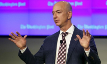 Tỷ phú Jeff Bezos từ chức CEO của Amazon