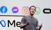 Thế giới nợ Mark Zuckerberg một lời… Xin lỗi!