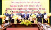 Bắc Giang trao giấy chứng nhận đầu tư cho 4 khu công nghiệp với tổng vốn đầu tư gần 16.000 tỷ đồng