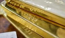 Giá vàng tăng mạnh nhất kể từ 2020, chuyên gia cảnh báo ‘cơn sốt’ đầu cơ