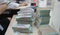 Lãi suất liên ngân hàng biến động mạnh: kỳ hạn ngắn giảm nhanh, kỳ hạn dài vọt lên trên 8% chỉ sau một ngày
