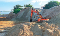Kiểm soát mỏ cát làm vật liệu xây dựng tại Vĩnh Long