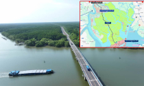 Cận cảnh tuyến đường độc đạo nối Cần Giờ với trung tâm TP.HCM trước đề xuất mở rộng lên 10 làn xe