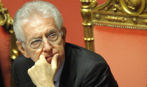 Thủ tướng Monti thách thức tỷ phú Berlusconi