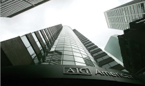 AIG “ăn cháo đá bát”?