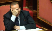 Cựu Thủ tướng Berlusconi đi nhặt rác 1 năm