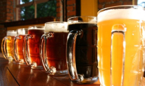Việt Nam trở thành 'điểm sáng' tiêu thụ bia trong khu vực