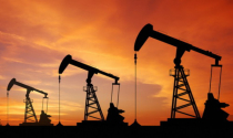 Giá dầu xuống thấp nhất kể từ đầu năm 2009