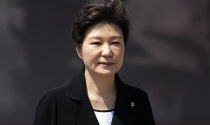 Tổng thống Hàn Quốc bị "điều tra như đồng phạm", đối mặt nguy cơ bị cách chức