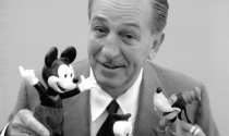 7 bài học cuộc sống từ ông vua giải trí Walt Disney: Thôi ảo tưởng, những giấc mơ cần rất nhiều tiền và muốn có tiền, đầu tiên hãy học cách bán hàng!