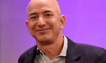 Vì sao cấp dưới phát hoảng khi nhận email 1 ký tự của Jeff Bezos?