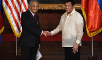 Thủ tướng Malaysia cảnh báo Philippines thận trọng với các khoản nợ Trung Quốc