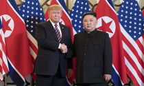 Ông Trump rút lệnh trừng phạt mới với Triều Tiên vì quý mến Kim Jong-un Ông Trump rút lệnh trừng phạt mới với Triều Tiên vì quý mến Kim Jong-un