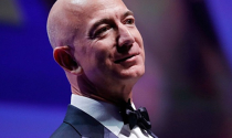 Hai phẩm chất từ nhỏ giúp Jeff Bezos thành công