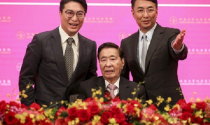 Ông trùm nhà đất trở thành người giàu nhất Hong Kong vào ngày nghỉ hưu