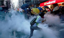 Kinh tế Hong Kong lao dốc vì biểu tình