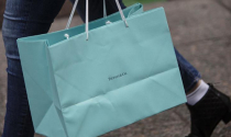 Chủ sở hữu Louis Vuitton, Dior muốn mua hãng trang sức Tiffany