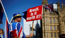 Khủng hoảng Brexit khiến kinh tế Anh tăng yếu nhất một thập kỷ