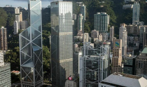 Nhà giàu Hong Kong tính lối thoát cho khối tài sản