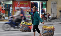 Những cách kiếm tiền lạ ở Hà Nội