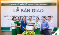 Vạn An Phát trao sổ đỏ dự án Golden Town I – Long Thành cho khách hàng Vạn An Phát trao sổ đỏ dự án Golden Town I – Long Thành cho khách hàng