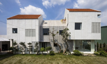 Nhà phố hiện đại yên ả trốn khỏi đô thị Nhà phố hiện đại yên ả trốn khỏi đô thị