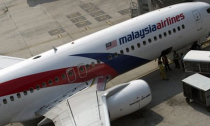 Malaysia Airlines chịu thêm cú giáng sau máy bay mất tích