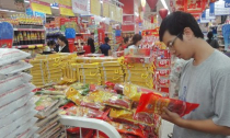 Đưa hàng vào siêu thị, doanh nghiệp phải “bôi trơn”