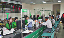 ‘Vô địch’ về lương, nhân viên Vietcombank vẫn không năng suất nhất