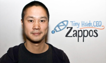 "Triệu phú bán giày" Tony Hsieh