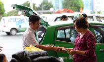Doanh nghiệp vận tải nhìn nhau, không chịu giảm cước