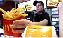 Chỉ một câu hỏi đơn giản đủ để thấy McDonald's bán hàng khéo như thế nào