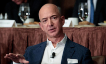 Tài sản của ông chủ Amazon “bốc hơi” 3,2 tỷ USD chỉ trong 1 giờ