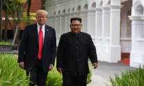 Ông Trump khoe nhận thư riêng của ông Kim Jong-un giữa lúc căng thẳng