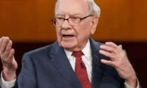 Warren Buffett: Đừng bao giờ nghe lời chuyên gia khi đầu tư