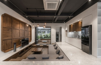 Nhà phố 3 tầng đơn giản với phong cách kiến trúc truyền thống