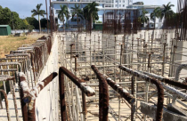 Quảng Ngãi: Chủ đầu tư đùn nhau việc đi vay, dự án bệnh viện 1100 tỷ chết đứng?