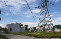 Nghệ An: Phân lô bán đất nền cho dân dưới đường điện cao thế