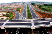 Bất động sản 24h: 11 dự án thuộc cao tốc Bắc Nam đủ điều kiện bàn giao mặt bằng