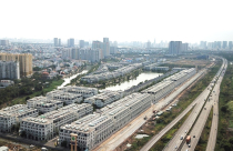 Giá bán nhà liền thổ tăng gần 36% sau một năm