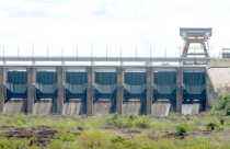 Dành đất để phát triển dự án năng lượng