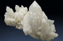 Ý nghĩa phong thủy đá thạch anh trắng