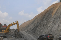 Đường Hồ Chí Minh bao giờ thông toàn tuyến?