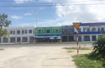 Chưa “bứng” được 4 căn nhà xây dựng kiên cố trái phép vì chờ hướng dẫn của tỉnh !