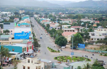 Chủ tịch tỉnh Kon Tum chỉ đạo tháo gỡ khó khăn cho người dân trong việc đăng ký biến động về đất đai