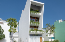 Nhà phố vườn an yên tự tại giữa phố Nha Trang